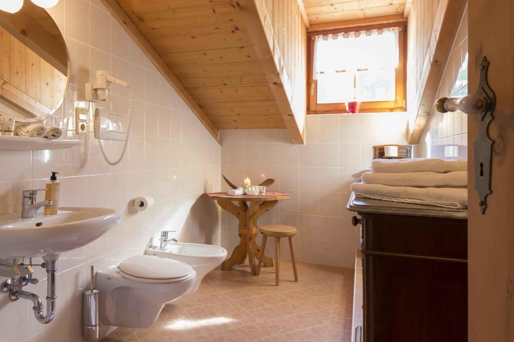Appartement Pichler Dobbiaco Oda fotoğraf